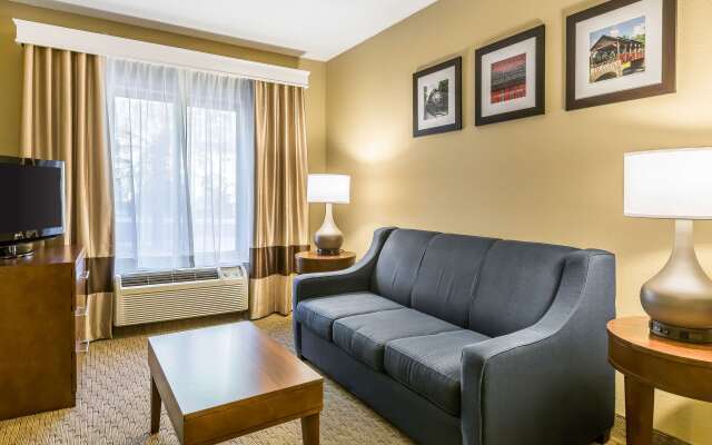 Comfort Inn & Suites Dalton West