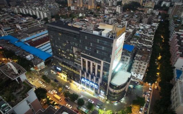 Xili Hotel (Guangzhou Aoyuan Square)