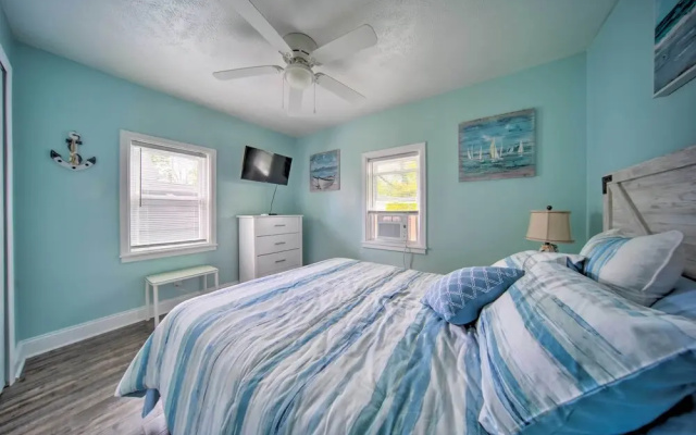 Charming Geneva Getaway w/ Easy Strip Access!