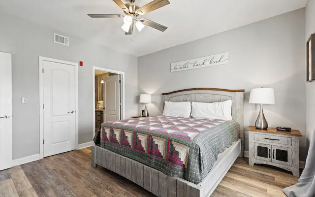 Eagles Landing 1BR Heaven