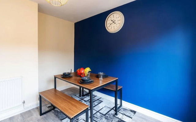 Impeccable Luxury 2-bed House in Sheffield