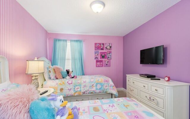 4784 Kings Castle Circle