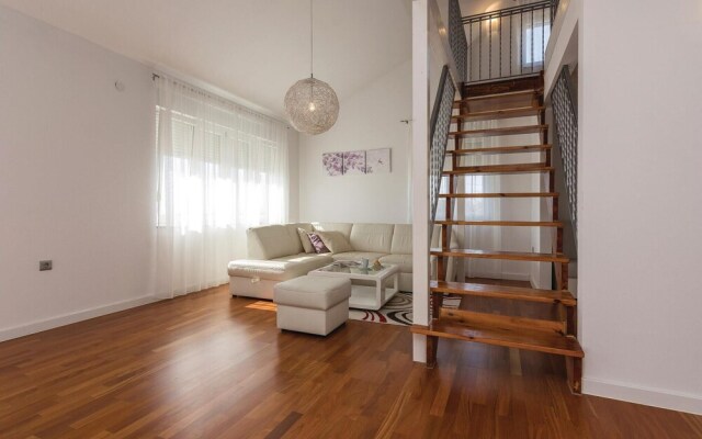 Stunning Apartment in Vir With 2 Bedrooms and Wifi