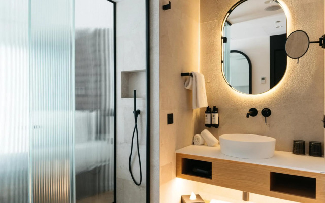 Boutique Hotel Petit Montisión