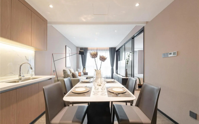 Cresasia Residence