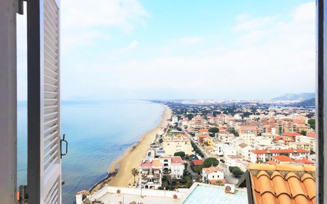 Holidaycasa Macca - Confortevole e con Vista Mare