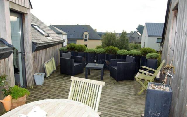 Apartment With one Bedroom in Saint-briac-sur-mer, With Furnished Terr