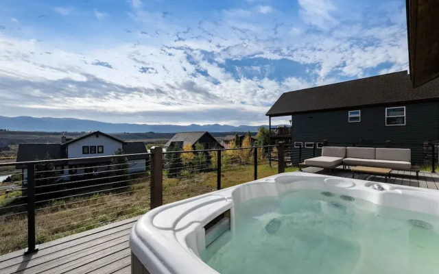 Scenic Perch 2 Bedroom Home
