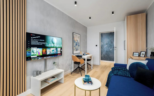 Gold - by Kairos Apartments