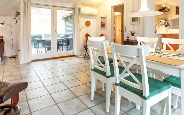 5 Person Holiday Home in Thyholm