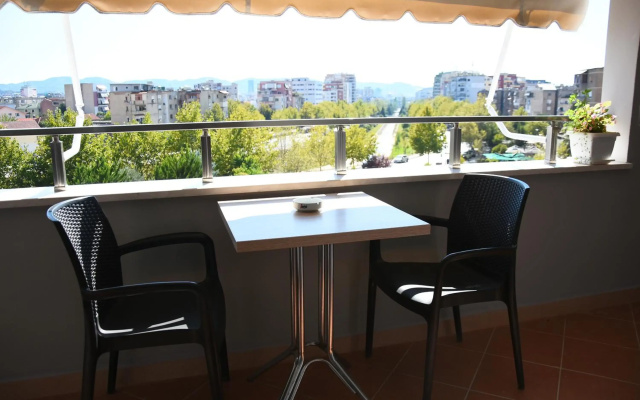 Click Apartments - Tirana