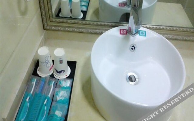 Hunyi Boutique Hotel (Lanzhou Railway Station Hongxingxiang Subway Station)