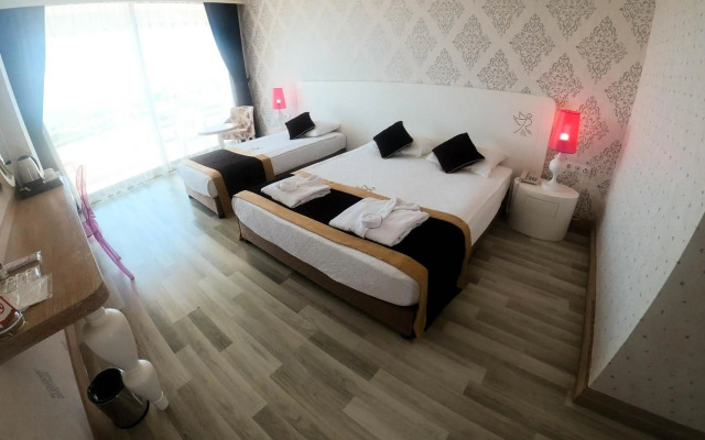 Raymar Resort & Aqua