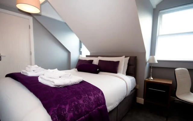 City Studios & Apartments