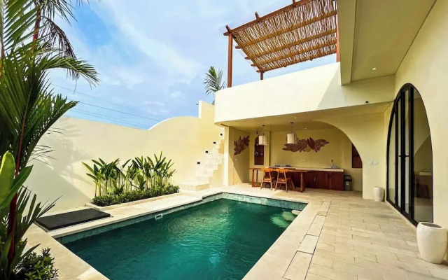 Esha Private Pool Villas by AGATA