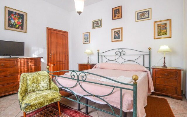 Amazing Apartment in Siena With 2 Bedrooms