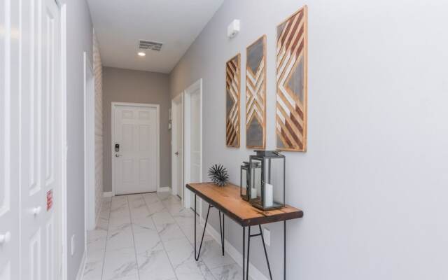 Dream Townhome with private pool Close to Disney SL4906