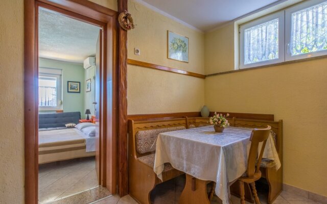 Apartment Elena