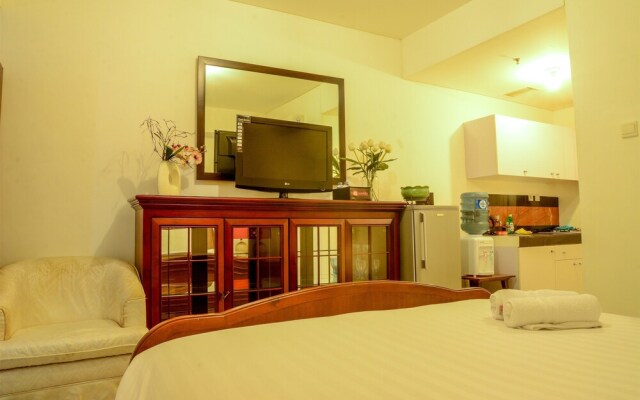 Classic Studio Cosmo Terrace Apartment At Thamrin City By Travelio