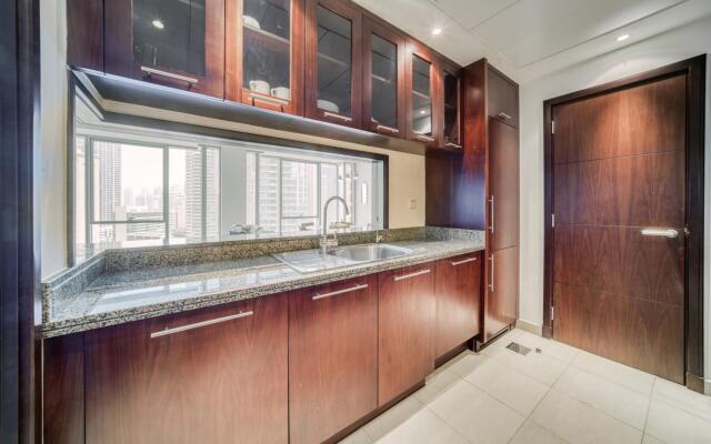 Attessa - 1405- DM in Dubai