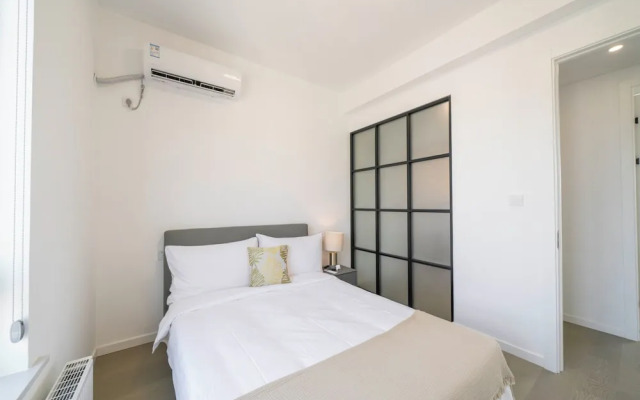 Tyms Elegant 4BR 2BA Apt Xujiahui Malls