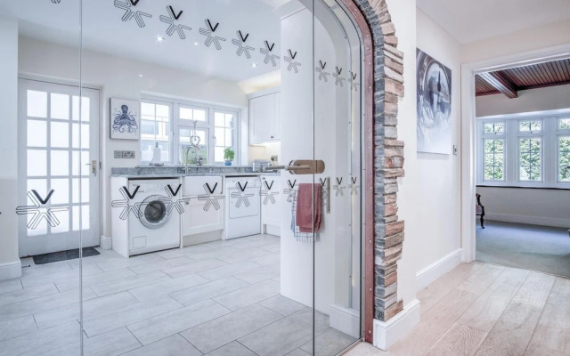 Rainbow Leap - 5 Bed Holiday Home - Saundersfoot