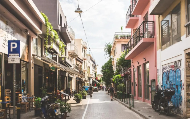 Stone house near Acropolis - Living Stone Diamond