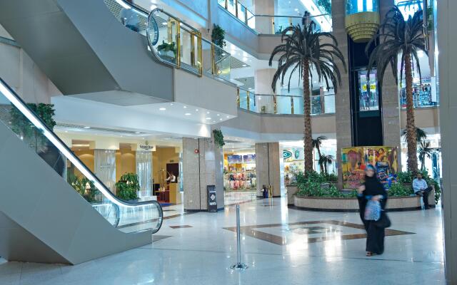 Golden Tulip Sharjah Hotel Apartments