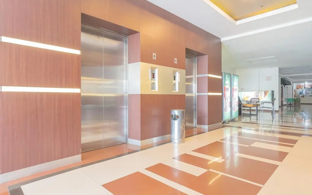 Emerald Apartel by RM.