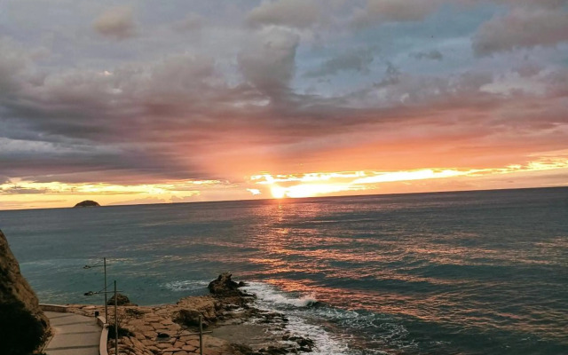 Paseo Playa de los Estudiantes