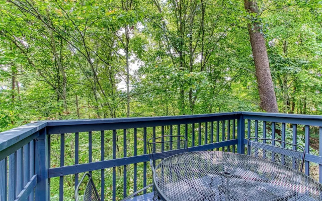 Pinecrest Townhomes-1K-2Q Unit-Renovated