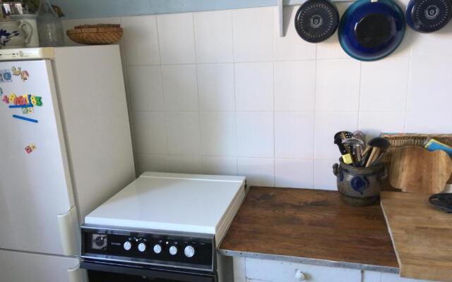 Face A La Mer , L Artiste