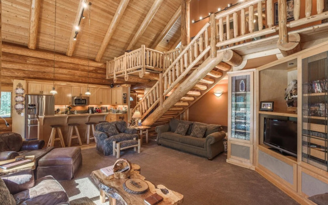 Big Jim Mountain Lodge