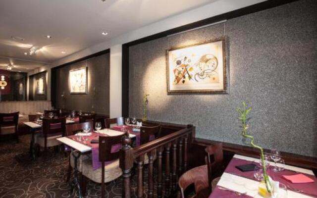 Le Médiéval - Hôtel Le Challonge