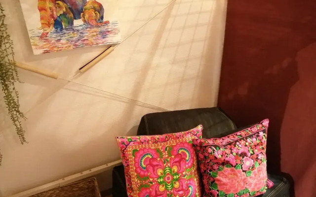 Kawaii House - Hostel, Caters to Women