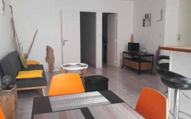 Cosy comme à la maison ambiance coquillage et bois flotté