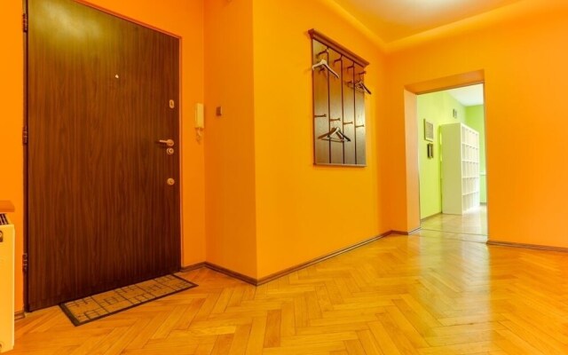 Penguin Apartments City Center