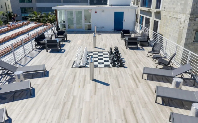 The Getty Suites