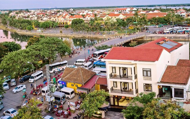 Hoi An Ivy Hotel