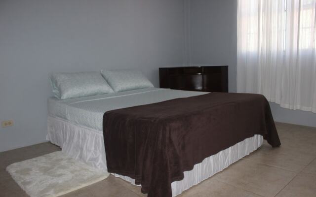 Ladyville 2Bed 2Bath