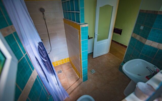 Mountain Tale - Hostel