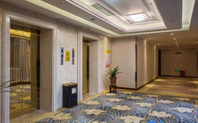 Lufeng Yating Holiday Hotel