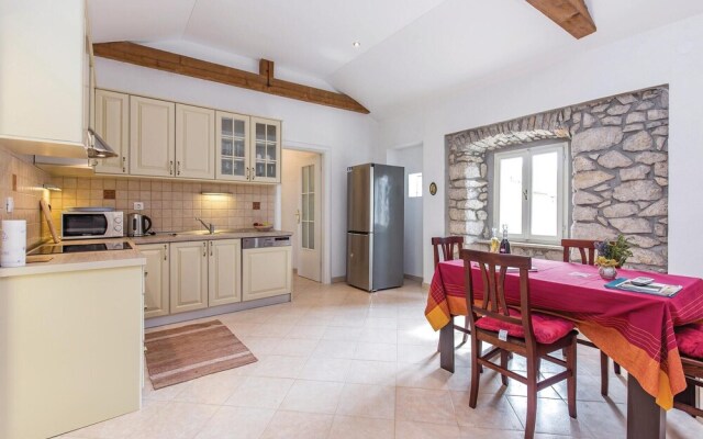 Nice Apartment in Bakar With Wifi and 1 Bedrooms