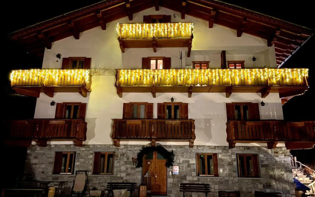 Residence Fior di Roccia