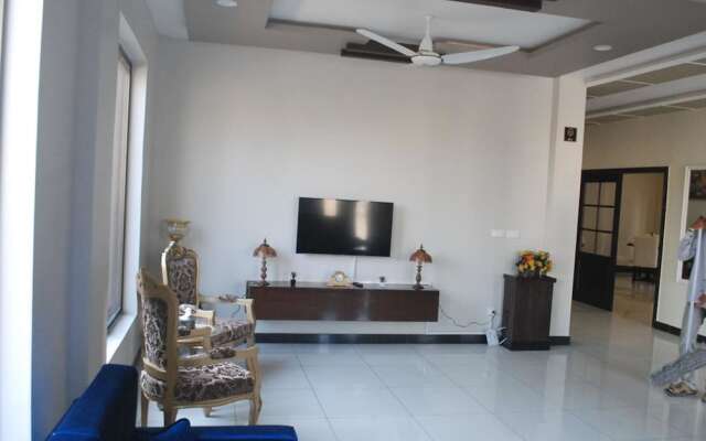 Royal Mark Hotel Bahawalpur
