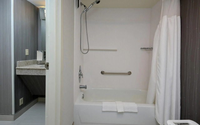 Courtyard by Marriott Beckley