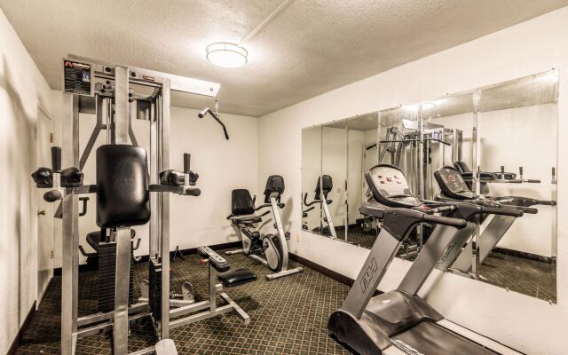 Colby Inn and Suites