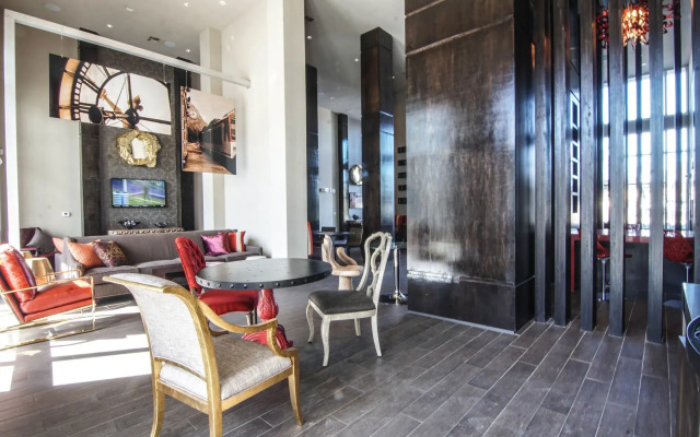 Luxury East Austin Flat