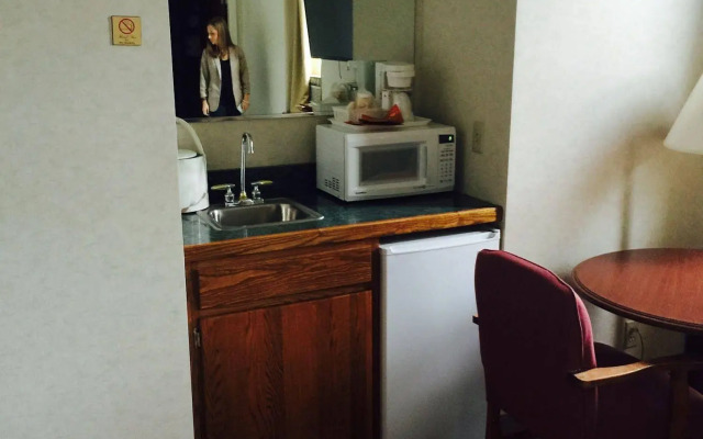Goodfellos Suites