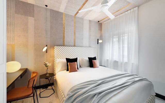 A World Aparts - 12 Viviani